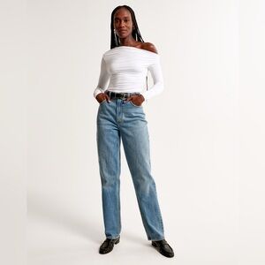 Abercrombie & Fitch | The ‘90s Straight Ultra High-Rise